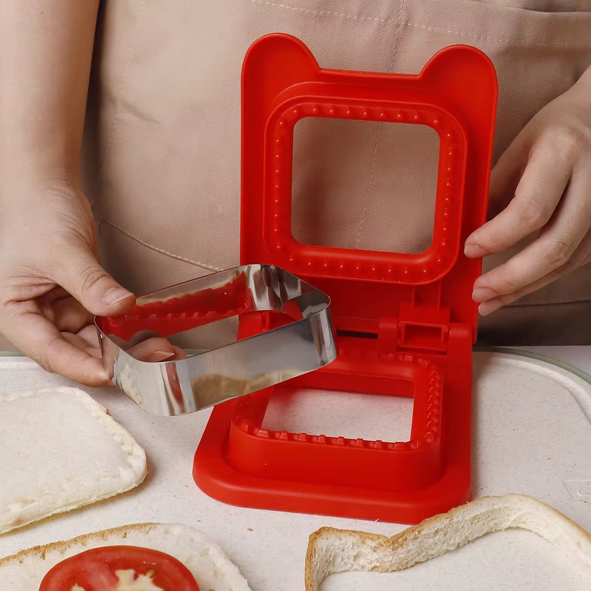 Sandwich Cutter and Sealer