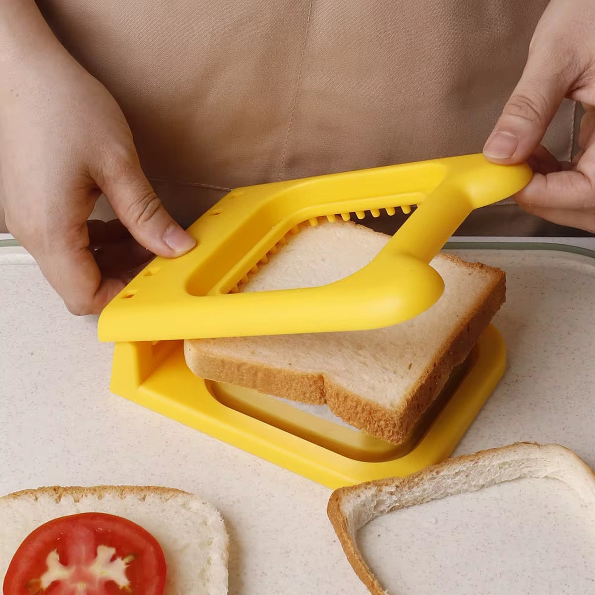 Sandwich Cutter and Sealer